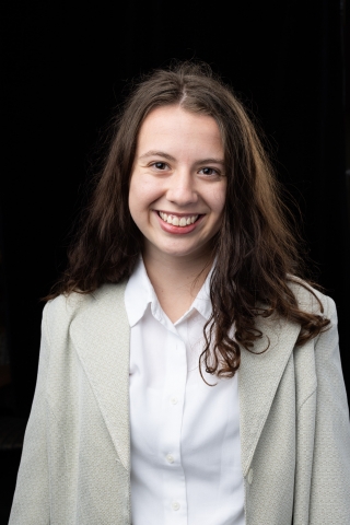 Headshot of Anna Nall
